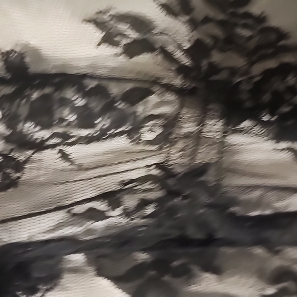 Beautiful Lane Bryant Top - Picture 4 of 5